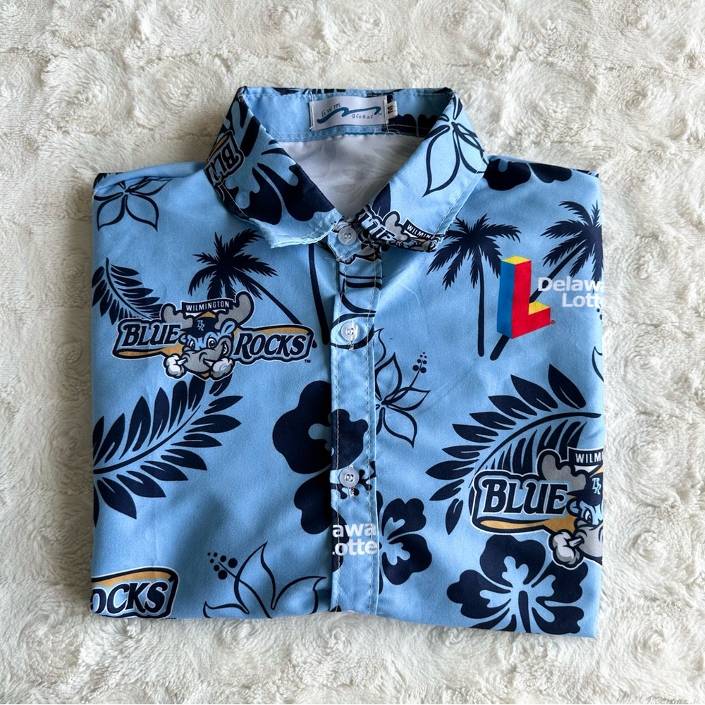 Wilmington Blue Rocks Shirt Adult Medium Blue Baseball Hawaiian Delaware SGA